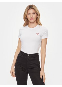 Guess T-Shirt W2YI44 J1314 Biały Slim Fit ze sklepu MODIVO w kategorii Bluzki damskie - zdjęcie 168542332