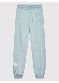 adidas Spodnie dresowe Graphic Print HL6883 Niebieski Relaxed Fit ze sklepu MODIVO w kategorii Spodnie chłopięce - zdjęcie 168544081