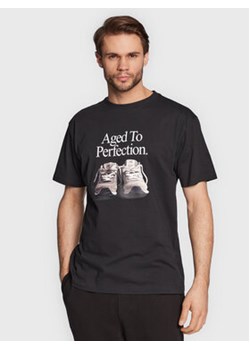 New Balance T-Shirt MT23569 Czarny Relaxed Fit ze sklepu MODIVO w kategorii T-shirty męskie - zdjęcie 168545050