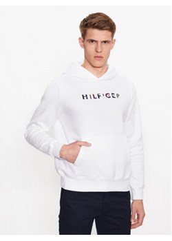 Tommy Hilfiger Bluza MW0MW32014 Biały Regular Fit ze sklepu MODIVO w kategorii Bluzy męskie - zdjęcie 168545201