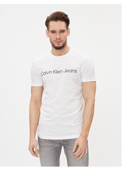 Calvin Klein Jeans T-Shirt J30J322552 Biały Slim Fit ze sklepu MODIVO w kategorii T-shirty męskie - zdjęcie 168545872
