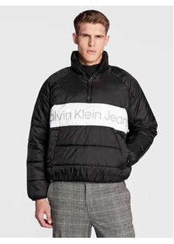 Calvin Klein Jeans Kurtka anorak J30J321966 Czarny Regular Fit ze sklepu MODIVO w kategorii Kurtki męskie - zdjęcie 168548023