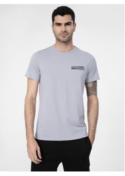 4F T-Shirt 4FSS23TTSHM307 Szary Regular Fit ze sklepu MODIVO w kategorii T-shirty męskie - zdjęcie 168549440