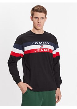 Tommy Jeans Longsleeve Colorblock DM0DM16834 Czarny Relaxed Fit ze sklepu MODIVO w kategorii T-shirty męskie - zdjęcie 168552090