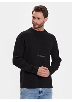 Calvin Klein Jeans Sweter J30J322859 Czarny Regular Fit ze sklepu MODIVO w kategorii Swetry męskie - zdjęcie 168554173