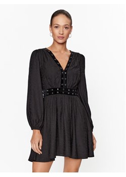 Guess Sukienka codzienna W3BK85 WFR72 Czarny Regular Fit ze sklepu MODIVO w kategorii Sukienki - zdjęcie 168555003