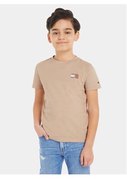 Tommy Hilfiger T-Shirt New York Flag KB0KB08626 M Beżowy Regular Fit ze sklepu MODIVO w kategorii T-shirty chłopięce - zdjęcie 168557371