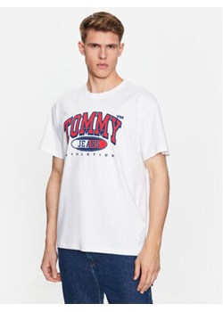Tommy Jeans T-Shirt DM0DM16407 Biały Relaxed Fit ze sklepu MODIVO w kategorii T-shirty męskie - zdjęcie 168558332