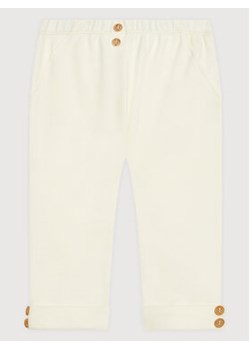 United Colors Of Benetton Spodnie materiałowe 3AOUMF270 Beżowy Regular Fit ze sklepu MODIVO w kategorii Spodnie i półśpiochy - zdjęcie 168558653