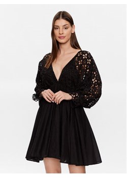 Iconique Sukienka letnia IC23 019 Czarny Regular Fit ze sklepu MODIVO w kategorii Sukienki - zdjęcie 168558832