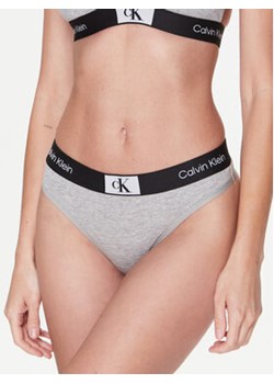 Calvin Klein Underwear Stringi 000QF7221E Szary ze sklepu MODIVO w kategorii Majtki damskie - zdjęcie 168561903