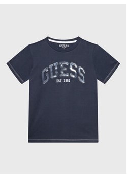 Guess T-Shirt L3RI01 K8HM3 Granatowy Regular Fit ze sklepu MODIVO w kategorii T-shirty chłopięce - zdjęcie 168563593