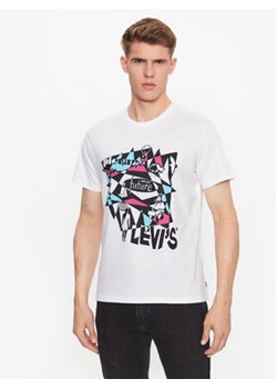 Levi's® T-Shirt Graphic 22491-1406 Biały Regular Fit ze sklepu MODIVO w kategorii T-shirty męskie - zdjęcie 168563940