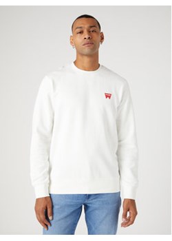 Wrangler Bluza Sign Off W661HAW02 112330864 Biały Regular Fit ze sklepu MODIVO w kategorii Bluzy męskie - zdjęcie 168571320
