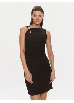 Guess Sukienka koktajlowa Febe W4RK58 KAQL2 Czarny Slim Fit ze sklepu MODIVO w kategorii Sukienki - zdjęcie 168571843