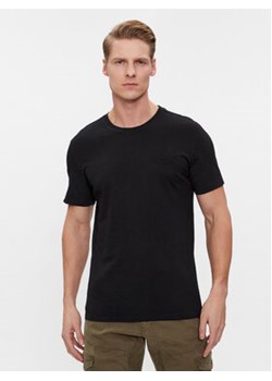 Guess T-Shirt Ss Cn Treated M4RI49 KBL31 Czarny Slim Fit ze sklepu MODIVO w kategorii T-shirty męskie - zdjęcie 168574841