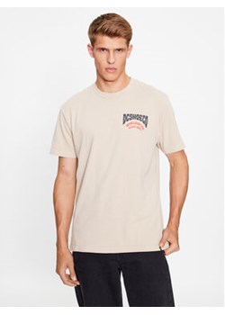 DC T-Shirt Defiant Tees ADYZT05309 Beżowy Regular Fit ze sklepu MODIVO w kategorii T-shirty męskie - zdjęcie 168574843