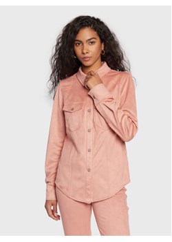 Guess Koszula Daisy W2BH52 WE0L0 Różowy Regular Fit ze sklepu MODIVO w kategorii Koszule damskie - zdjęcie 168575142