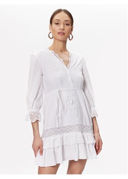 TWINSET Sukienka letnia 231TT2151 Biały Regular Fit ze sklepu MODIVO w kategorii Sukienki - zdjęcie 168575641