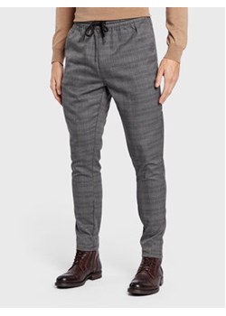 Brave Soul Spodnie materiałowe MTR-GLEN Szary Slim Fit ze sklepu MODIVO w kategorii Spodnie męskie - zdjęcie 168575672