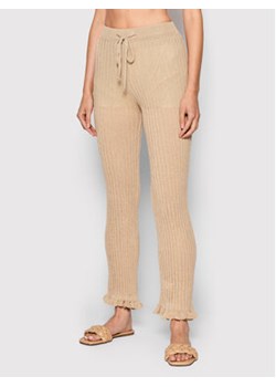 NKN Nekane Spodnie materiałowe ST.CORA Beżowy Regular Fit ze sklepu MODIVO w kategorii Spodnie damskie - zdjęcie 168576794