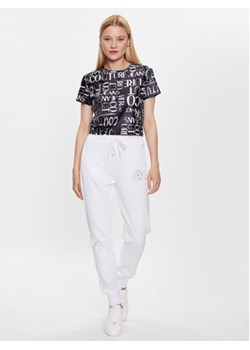Versace Jeans Couture Spodnie dresowe 74HAAY01 Biały Regular Fit ze sklepu MODIVO w kategorii Spodnie damskie - zdjęcie 168578590