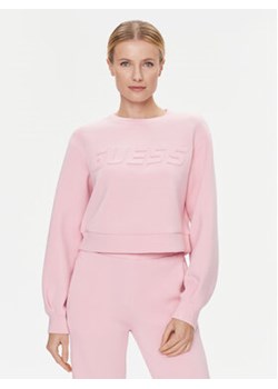 Guess Bluza Cindra V3BQ15 K7UW2 Różowy Regular Fit ze sklepu MODIVO w kategorii Bluzy damskie - zdjęcie 168579080