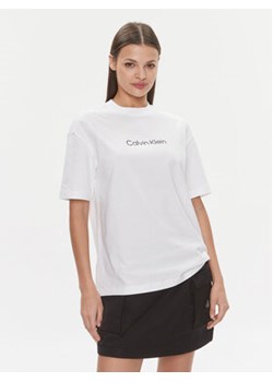 Calvin Klein T-Shirt Hero Logo Oversized T Shirt K20K206778 Biały Regular Fit ze sklepu MODIVO w kategorii Bluzki damskie - zdjęcie 168579250