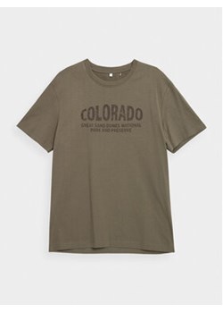 Outhorn T-Shirt OTHAW23TTSHM0938 Khaki Regular Fit ze sklepu MODIVO w kategorii T-shirty męskie - zdjęcie 168580372