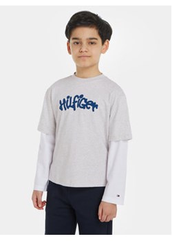 Tommy Hilfiger T-Shirt KB0KB08545 Szary Regular Fit ze sklepu MODIVO w kategorii T-shirty chłopięce - zdjęcie 168580743