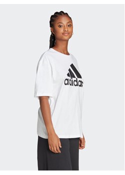 adidas T-Shirt Essentials Big Logo Boyfriend T-Shirt HR4930 Biały Loose Fit ze sklepu MODIVO w kategorii Bluzki damskie - zdjęcie 168582433