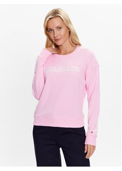 Tommy Hilfiger Bluza WW0WW38860 Różowy Regular Fit ze sklepu MODIVO w kategorii Bluzy damskie - zdjęcie 168585303