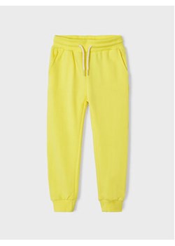 Mayoral Spodnie dresowe 742 Żółty Regular Fit ze sklepu MODIVO w kategorii Spodnie chłopięce - zdjęcie 168586202
