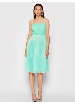 Rinascimento Sukienka koktajlowa CFC0103673003 Zielony Regular Fit ze sklepu MODIVO w kategorii Sukienki - zdjęcie 168586412