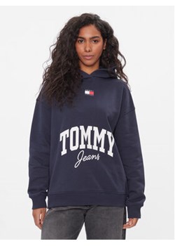 Tommy Jeans Bluza New Varsity DW0DW16399 Granatowy Oversize ze sklepu MODIVO w kategorii Bluzy męskie - zdjęcie 168587324