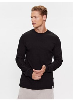 Calvin Klein Jeans Longsleeve J30J323481 Czarny Slim Fit ze sklepu MODIVO w kategorii T-shirty męskie - zdjęcie 168588134