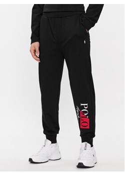Polo Ralph Lauren Spodnie dresowe 714932512002 Czarny Regular Fit ze sklepu MODIVO w kategorii Spodnie męskie - zdjęcie 168589871