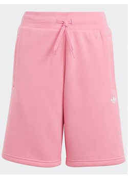 adidas Szorty sportowe Adicolor Shorts H60093 Różowy Regular Fit ze sklepu MODIVO w kategorii Spodenki dziewczęce - zdjęcie 168590702