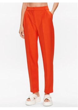 Samsøe Samsøe Spodnie materiałowe Meme F23100062 Pomarańczowy Regular Fit ze sklepu MODIVO w kategorii Spodnie damskie - zdjęcie 168591141