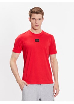 Hugo T-Shirt Diragolino212 50447978 Czerwony Regular Fit ze sklepu MODIVO w kategorii T-shirty męskie - zdjęcie 168591653