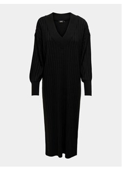 ONLY Carmakoma Sukienka dzianinowa 15306320 Czarny Relaxed Fit ze sklepu MODIVO w kategorii Sukienki - zdjęcie 168593073