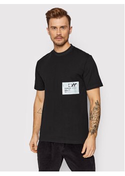 CATerpillar T-Shirt 2511869 Czarny Regular Fit ze sklepu MODIVO w kategorii T-shirty męskie - zdjęcie 168593513