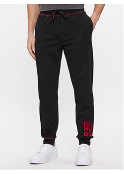 Hugo Spodnie dresowe Logo 50510541 Czarny Relaxed Fit ze sklepu MODIVO w kategorii Spodnie męskie - zdjęcie 168595434