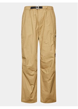 Element Spodnie materiałowe Chillin Travel ELYNP00120 Beżowy Relaxed Fit ze sklepu MODIVO w kategorii Spodnie męskie - zdjęcie 168600294