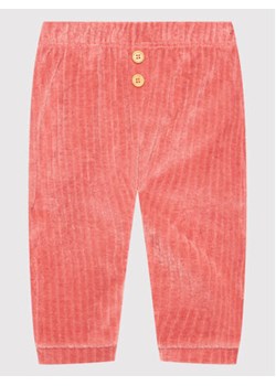 United Colors Of Benetton Spodnie materiałowe 3YFQMF271 Różowy Regular Fit ze sklepu MODIVO w kategorii Spodnie i półśpiochy - zdjęcie 168602650