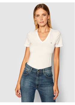 Tommy Jeans T-Shirt Tjw Skinny Stretch DW0DW09197 Biały Slim Fit ze sklepu MODIVO w kategorii Bluzki damskie - zdjęcie 168603022
