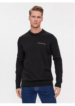 Calvin Klein Jeans Sweter Institutional Essential J30J324974 Czarny Regular Fit ze sklepu MODIVO w kategorii Swetry męskie - zdjęcie 168603251