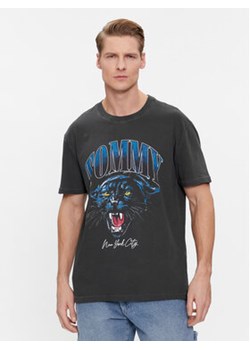 Tommy Jeans T-Shirt Vintage Tiger DM0DM18281 Czarny Regular Fit ze sklepu MODIVO w kategorii T-shirty męskie - zdjęcie 168603323