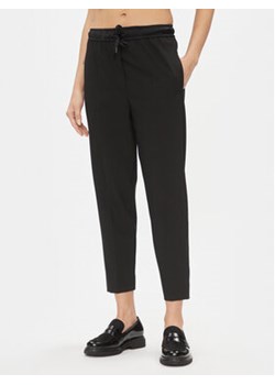 Marella Spodnie materiałowe Milva 2331360939200 Czarny Regular Fit ze sklepu MODIVO w kategorii Spodnie damskie - zdjęcie 168604952