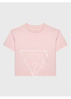 Guess T-Shirt J2BI41 K8HM0 Różowy Cropped Fit ze sklepu MODIVO w kategorii Bluzki dziewczęce - zdjęcie 168606350